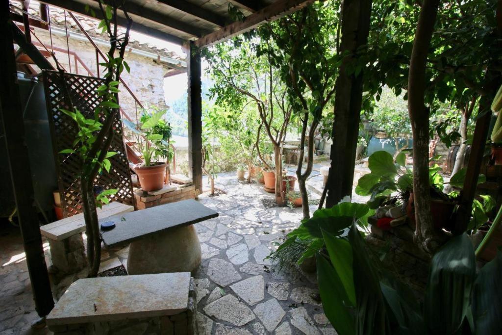 Hotel Nasho Vruho Berat Exterior foto